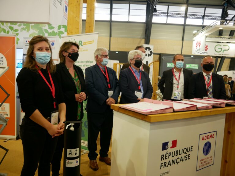 Signature du partenariat pour le dispositif des conseillers collectivités
